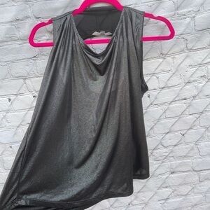 𝅺jack Open Back Metallic Top